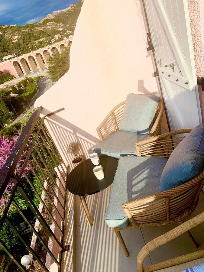 La Belle Vue-Charming Duplex Apartment With Sea View, 50 Meters From Beach And Private Parking Saint-Raphaël Eksteriør billede