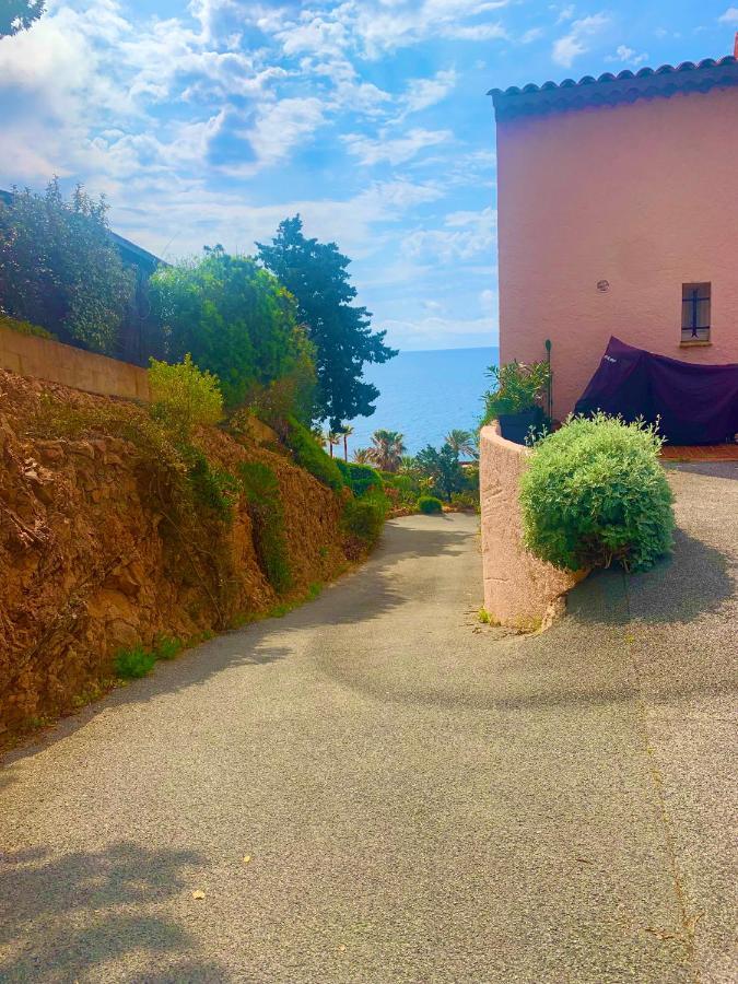 La Belle Vue-Charming Duplex Apartment With Sea View, 50 Meters From Beach And Private Parking Saint-Raphaël Eksteriør billede